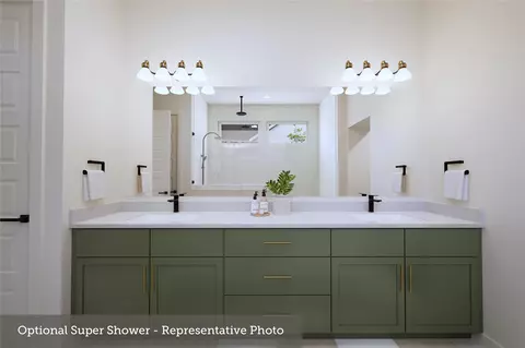 Bath - 9713 Howard Oaks Dr, Conroe, TX 77301 photo 1 of 2