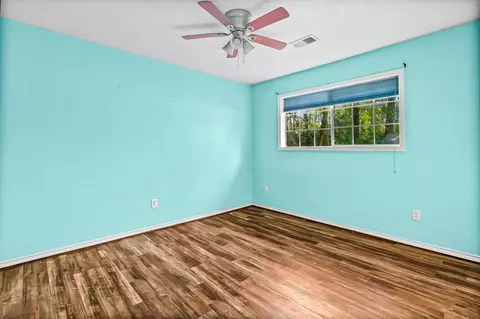 Bedroom - 6 Lost Frst, Trinity, TX 75862 photo 5 of 8