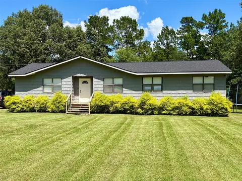 293 County Road 4145, Crockett, TX 75835