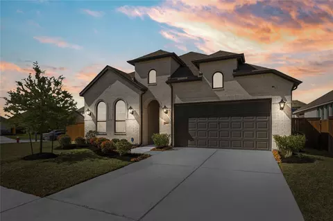 416 Bartlett St, Webster, TX 77598