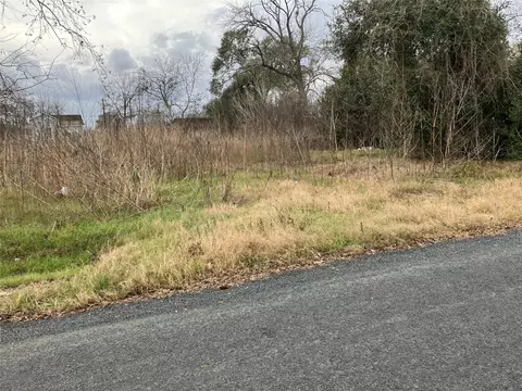 804 Dunlap, El Campo, TX 77437
