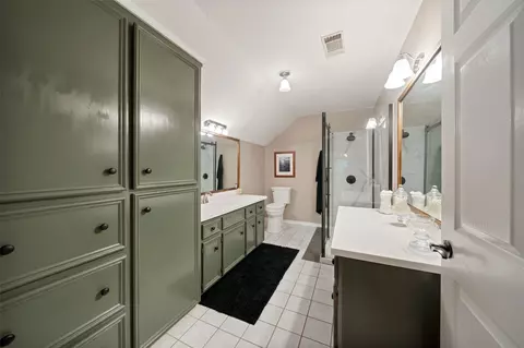 Bath - 403 Westbrook St, Pinehurst, TX 77362 photo 6 of 6