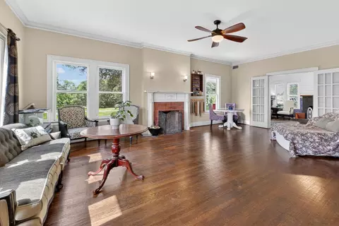 119 E Houston St, Refugio, TX 78377 photo 12