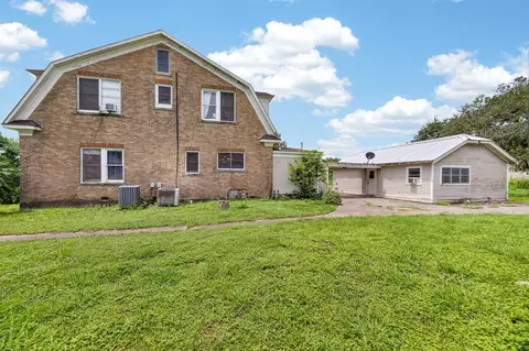 119 E Houston St, Refugio, TX 78377 photo 39