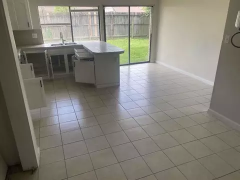 Living - 22706 Hawkwood Dr, Spring, TX 77373 photo 2 of 4