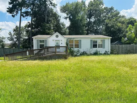 190 Carmen Blvd, Conroe, TX 77306