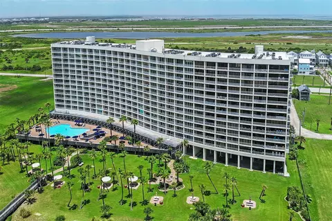 1401 E Beach Dr #509, Galveston, TX 77550