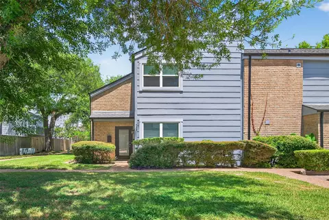 723 Worthshire St, Houston, TX 77008