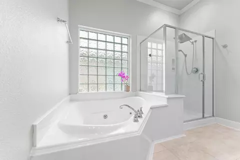 Bath - 7218 Diamond Falls Ln, Spring, TX 77389 photo 2 of 4