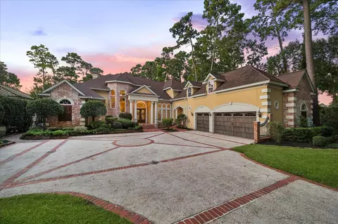 30 Turtle Cove Ct, Kingwood, TX 77346