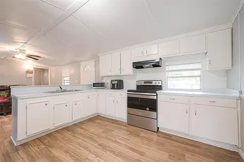17536 White Oak Orch, Conroe, TX 77306
