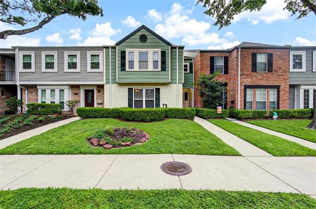1206 Country Place Dr, Houston, TX 77079