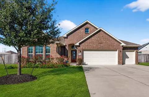 23309 Zinfandel Dr, Alvin, TX 77511