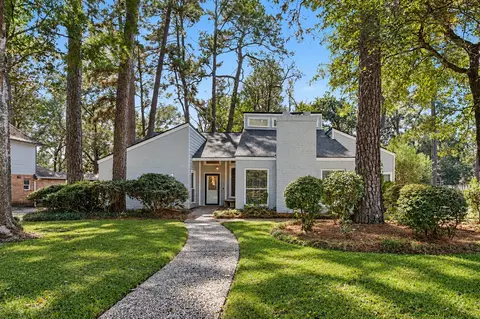 2110 Southern Pines Dr, Houston, TX 77339