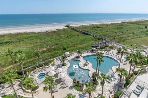 801 E Beach Dr #BC0810, Galveston, TX 77550
