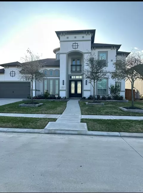 19906 Prairie Spider Dr, Cypress, TX 77433