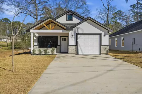 18434 Fannin Rd, Willis, TX 77378