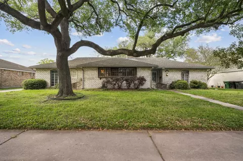 1019 Reseda Dr, Houston, TX 77062