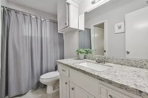 Bath - 9614 Ballin David Dr, Spring, TX 77379 photo 1 of 2