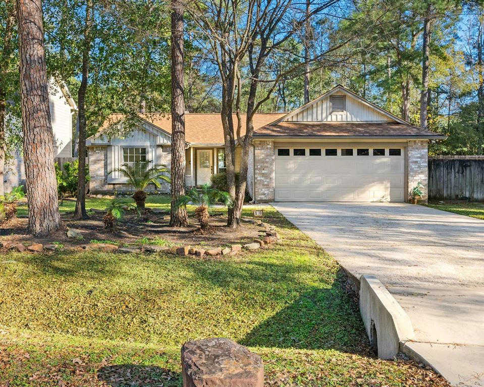 10 Edgewood Forest Ct, The Woodlands, TX 77381 photo 1