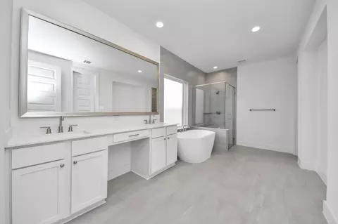 Bath - 3042 Native Spring Dr, Spring, TX 77373 photo 4 of 5