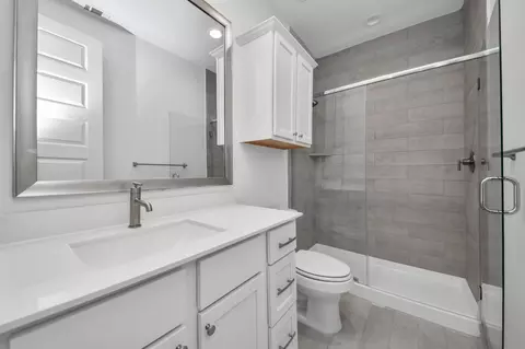 Bath - 3042 Native Spring Dr, Spring, TX 77373 photo 2 of 5