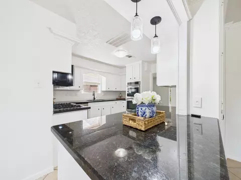 Kitchen - 8315 Lichen Ln, Spring, TX 77379 photo 1 of 1