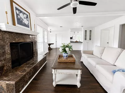 Living - 8315 Lichen Ln, Spring, TX 77379 photo 2 of 4