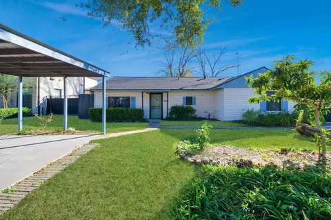 1404 Aldrich St, Houston, TX 77055