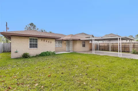 10449 Castleton St, Houston, TX 77016