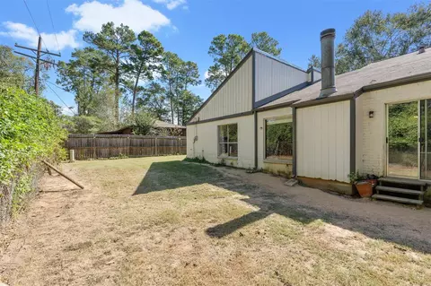 Exterior - 1603 Cantrell Blvd, Conroe, TX 77301 photo 4 of 6