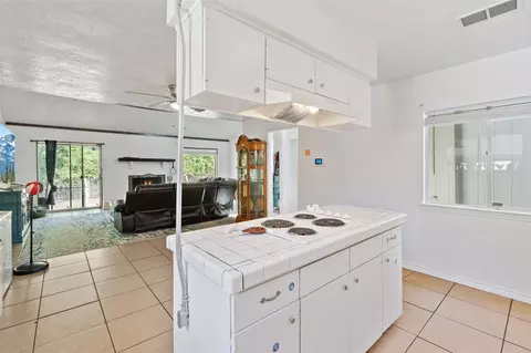Kitchen - 1603 Cantrell Blvd, Conroe, TX 77301 photo 4 of 4