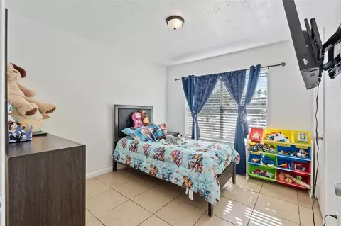 Bedroom - 1603 Cantrell Blvd, Conroe, TX 77301 photo 5 of 6