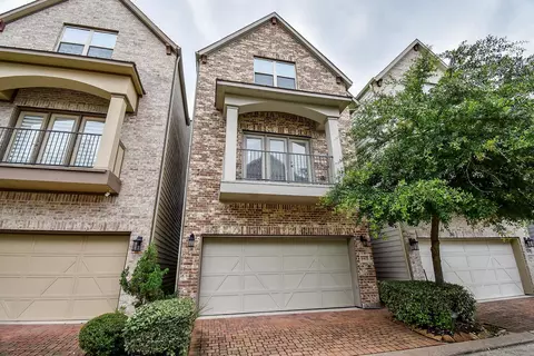 8413 Water Oak Pass Dr, Houston, TX 77055