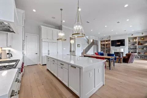 Kitchen - 6822 E Warwick Lake Ln, Spring, TX 77389 photo 5 of 5