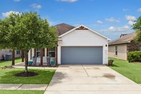 8739 Sunrise Canter Dr, Tomball, TX 77375
