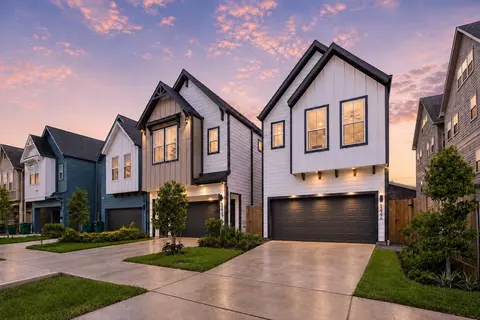 5339 Larkin St, Houston, TX 77007