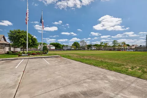32400 Sh-249, Pinehurst, TX 77362 photo 7