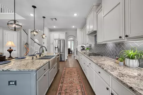 Kitchen - 25015 Karacabey Ct, Spring, TX 77389 photo 3 of 4