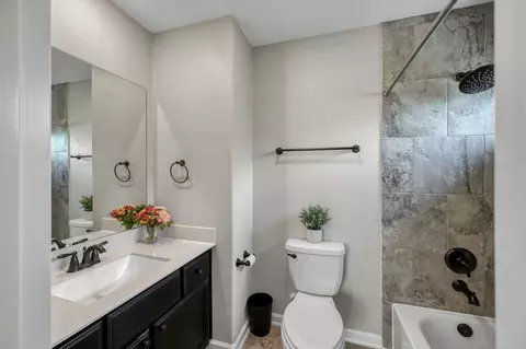 Bath - 25015 Karacabey Ct, Spring, TX 77389 photo 5 of 7