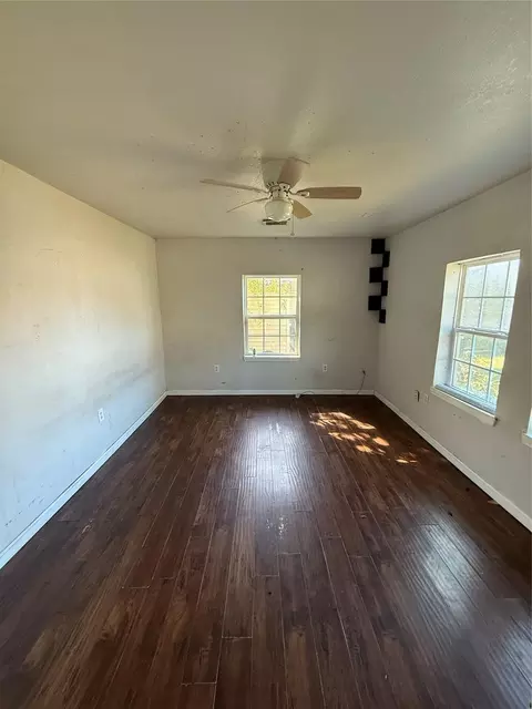 Living - 7227 Saint Augustine St, Houston, TX 77021 photo 6 of 6