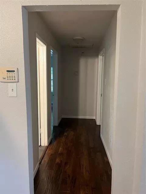 Entry Way - 7227 Saint Augustine St, Houston, TX 77021 photo 1 of 1