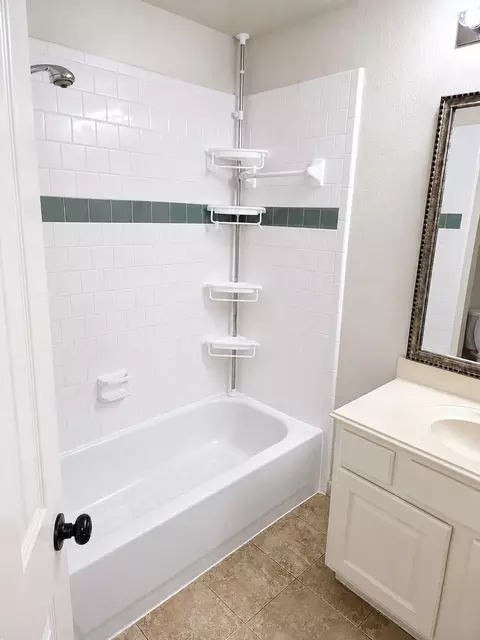 Bath - 20203 Timberstone Ln, Spring, TX 77379 photo 2 of 2