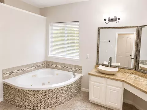 Bath - 20203 Timberstone Ln, Spring, TX 77379 photo 1 of 2