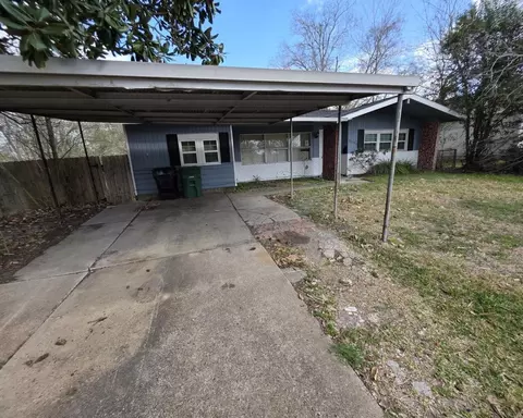 5503 Rue St, Houston, TX 77033
