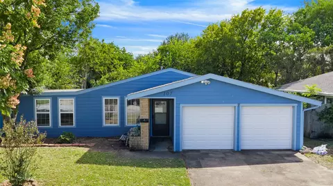 107 Bonita Ave, Galveston, TX 77550