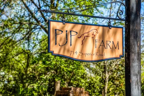 714 Superior Rd, Magnolia, TX 77354