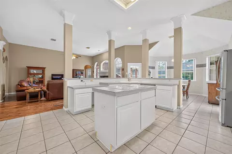 Kitchen - 18822 Mountain Shade Dr, Spring, TX 77388 photo 4 of 4