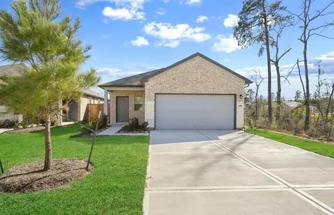 406 Starfly Dr, Willis, TX 77378 photo 1