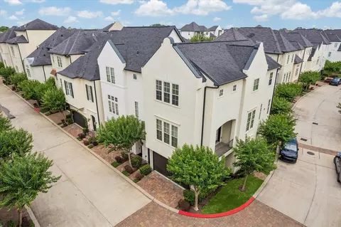 10904 Wrenwood Mnr, Houston, TX 77043